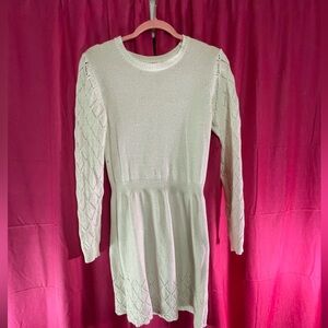 Cute white dress with sparkles. Size 14 youth.